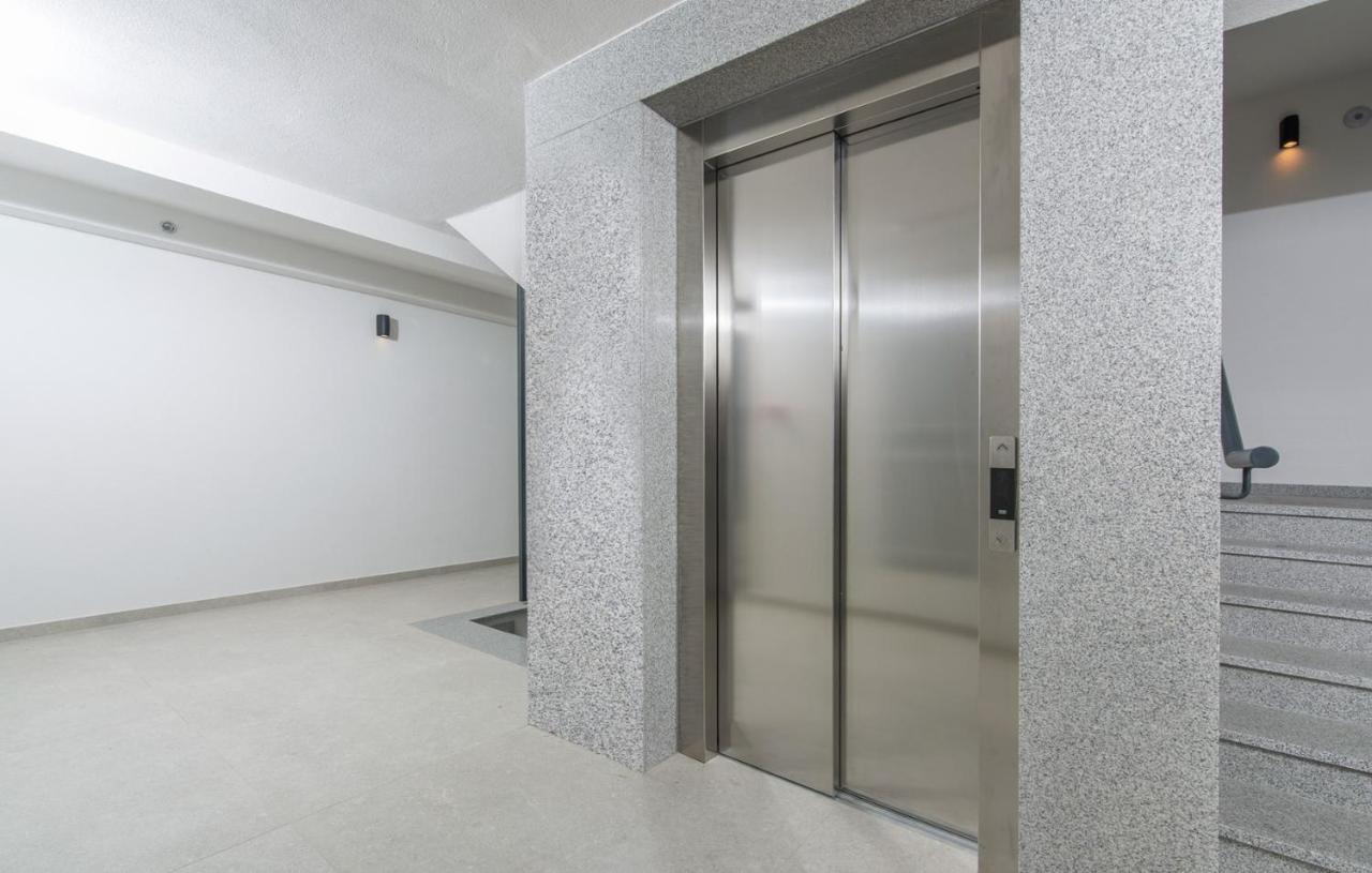 Residence Nar Porec Bagian luar foto
